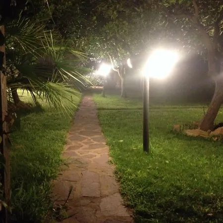 Il Gelsomino Fiorito Bed & Breakfast Zeddiani